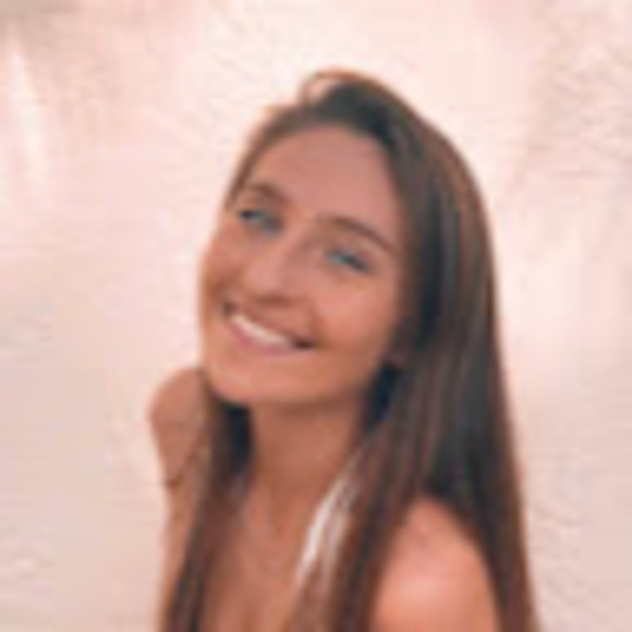 Meet your Posher, Taylor - Picture 1 of 1